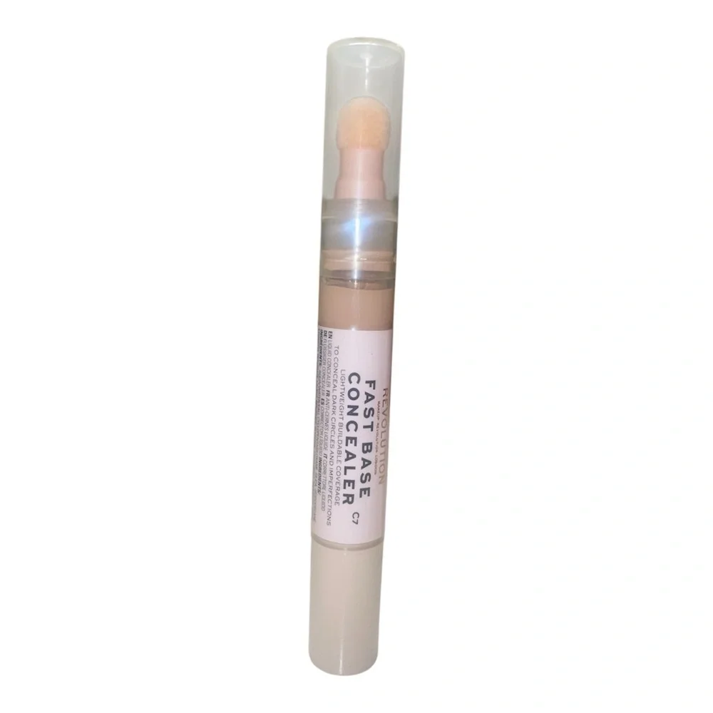 Makeup Revolution Beauty Fast Base Concealer C7